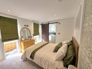 Photo 17- click for photo gallery